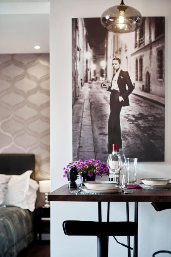 Chiclife Shenkin Sarona - Santa Caterina & Museums Apartment Bergamo Bagian luar foto