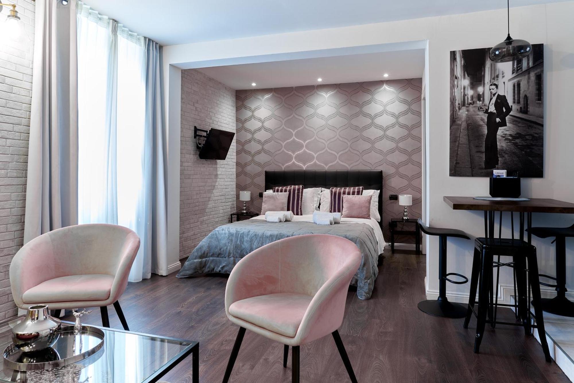 Chiclife Shenkin Sarona - Santa Caterina & Museums Apartment Bergamo Bagian luar foto